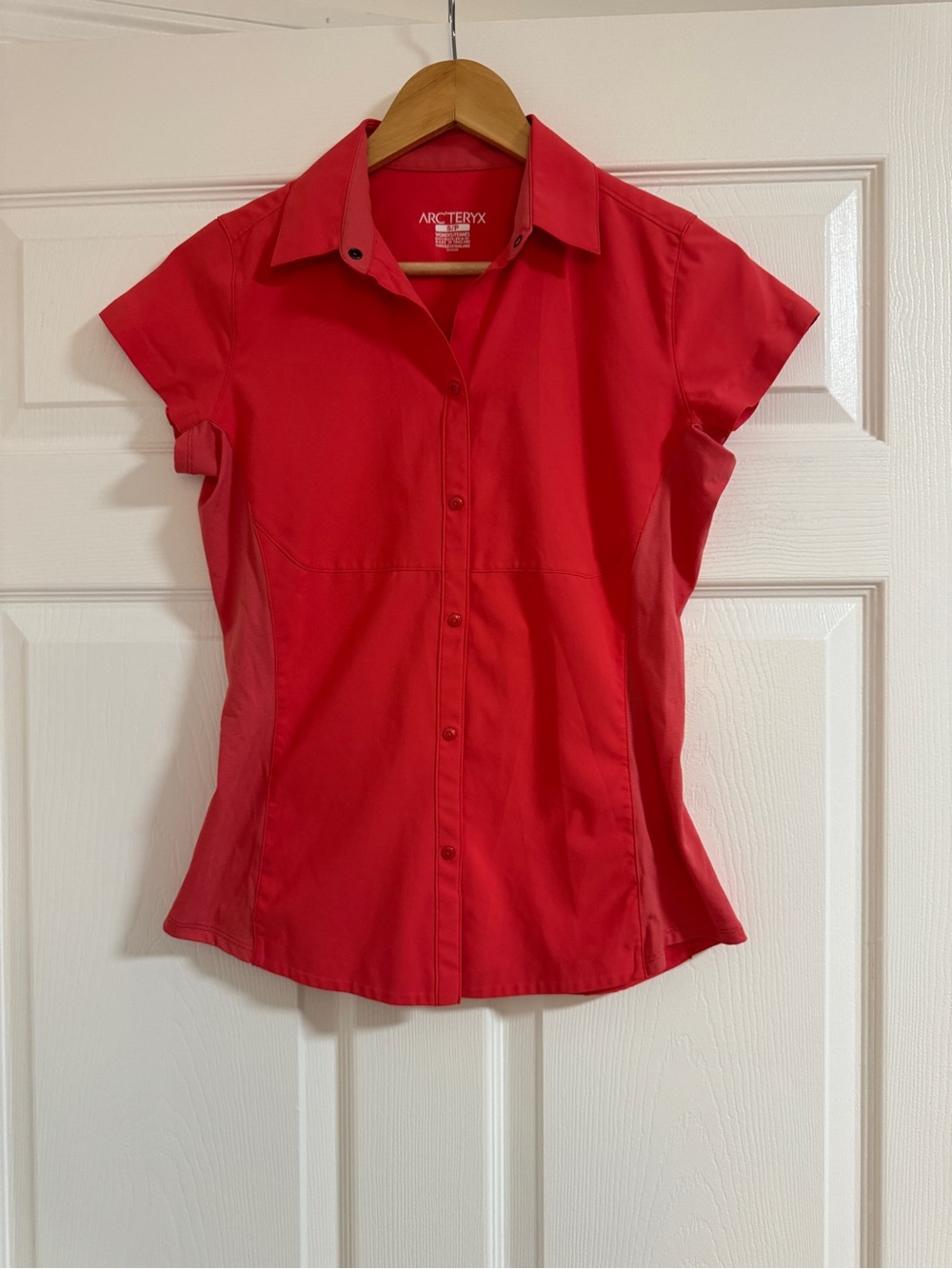 Arc'teryx Women's Red Cap-Sleeve Button-Down Shirt